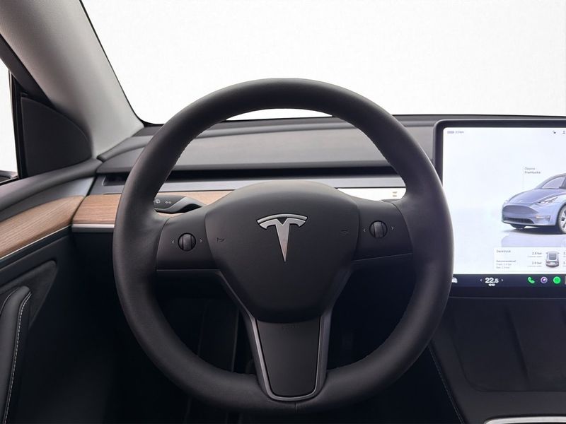 Tesla Model Y bild 14