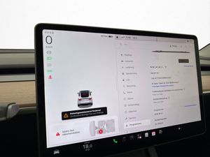 Tesla Model Y bild 24