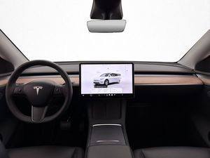 Tesla Model Y bild 15