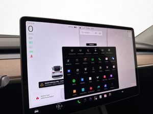 Tesla Model Y bild 22