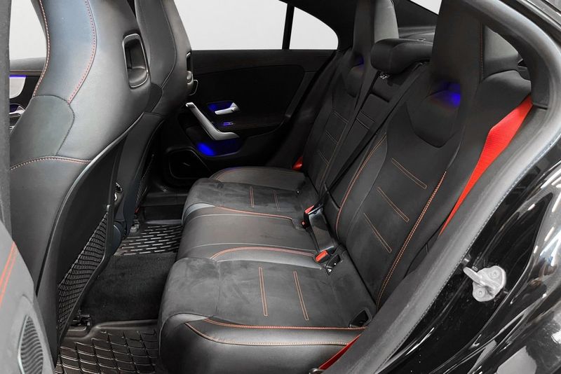 Mercedes CLA35 AMG bild 15