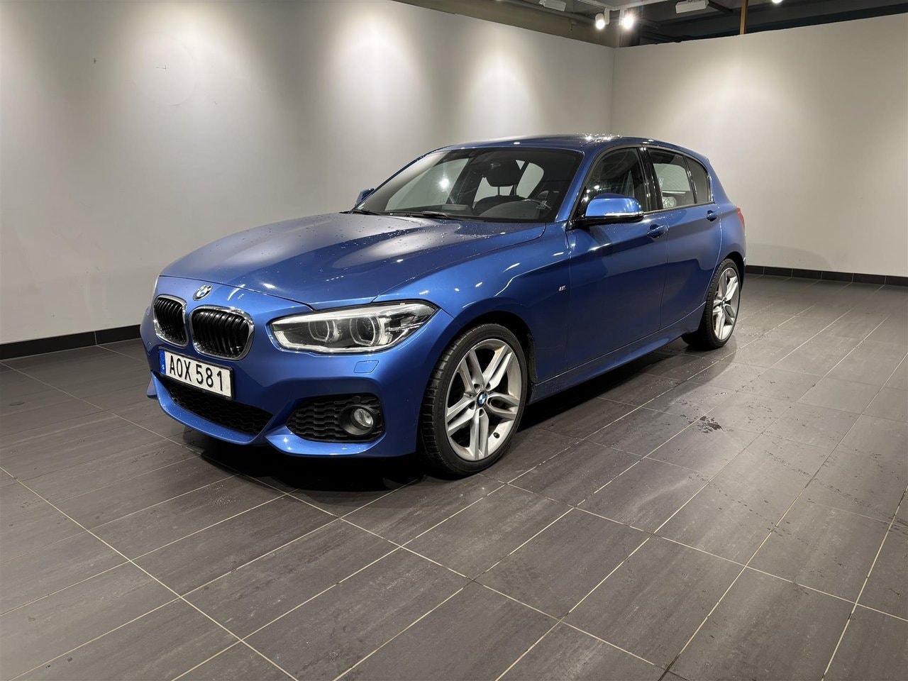 BMW 118
