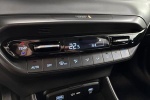 Hyundai i20 bild 10