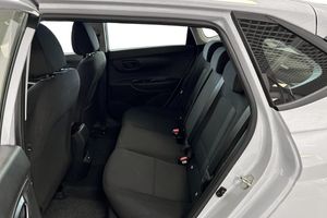 Hyundai i20 bild 7