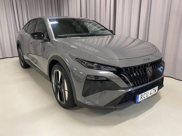 Peugeot 408 Editon Exclusive Hybrid - 2026