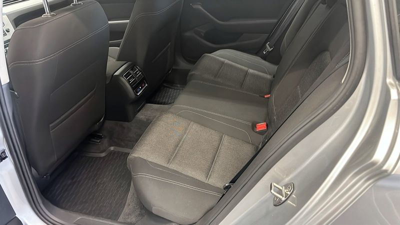 Volkswagen Passat bild 11