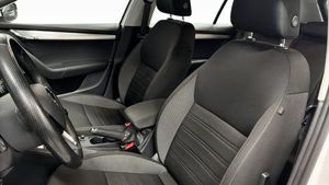 Skoda Octavia bild 8