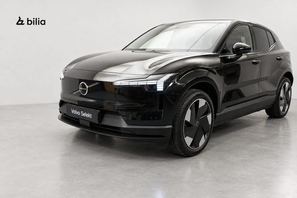 Volvo EX30 Single M Extended R Plus Edition, HarmanKardon - 2025