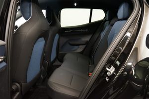 Volvo EX30 bild 7