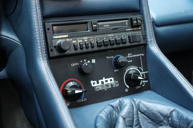 Lotus Esprit bild 18