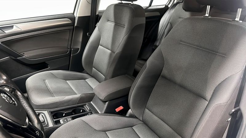 Volkswagen Golf bild 8
