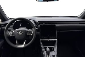 Lexus LBX bild 8