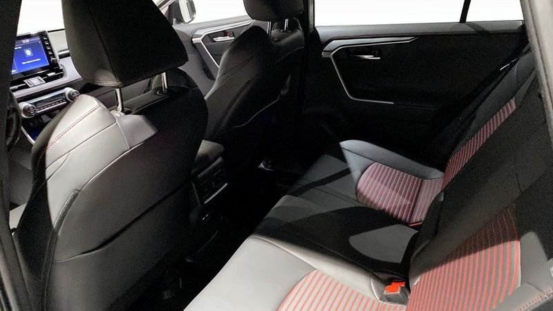Toyota RAV4 bild 12