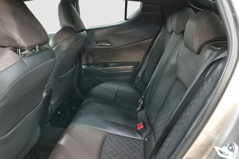 Toyota C-HR bild 8