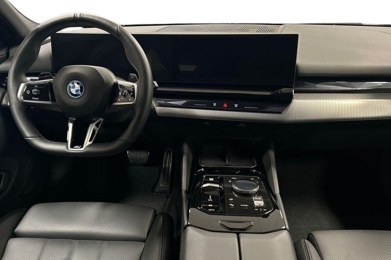 BMW 530 bild 8