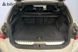 BMW 330 bild 10