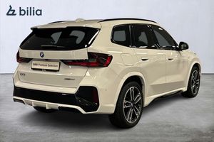 BMW iX1 bild 16
