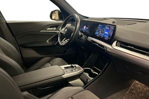 BMW iX1 bild 6