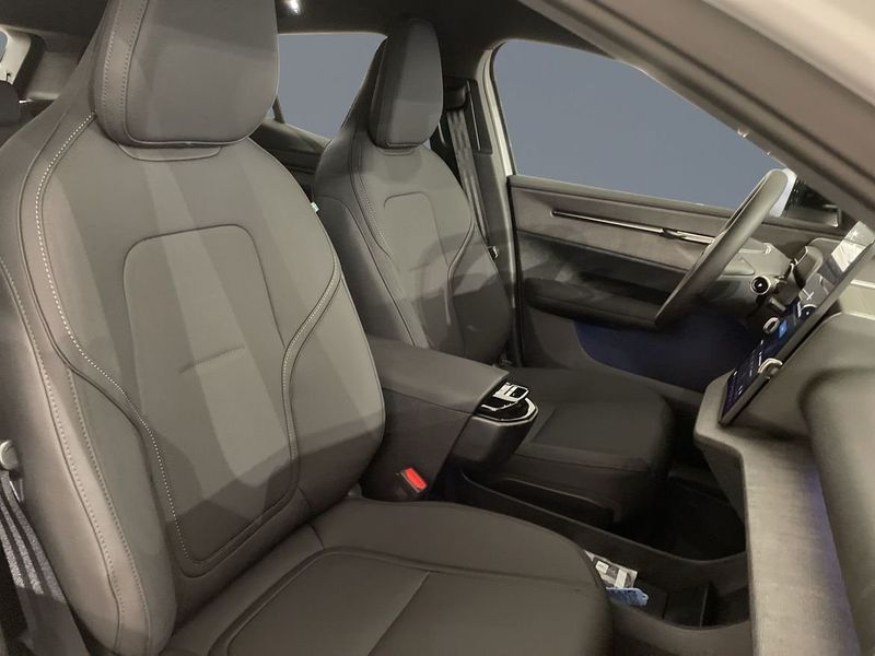 Volvo EX30 bild 6