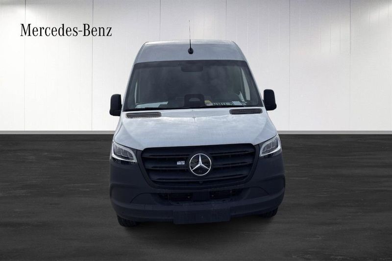 Mercedes e-Sprinter bild 8