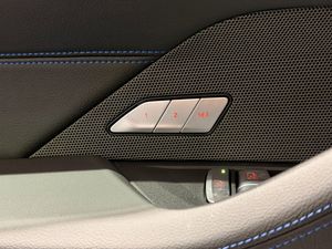 BMW i4 bild 11
