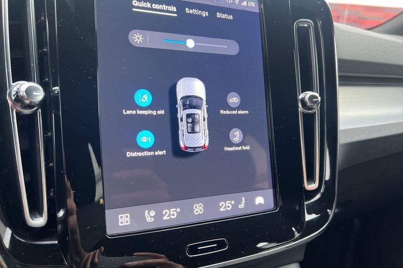 Volvo XC40 bild 24