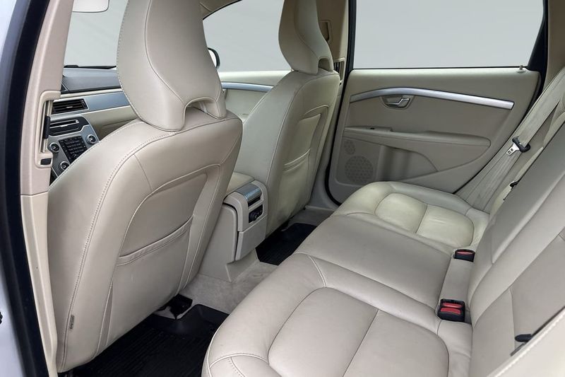 Volvo V70 bild 8