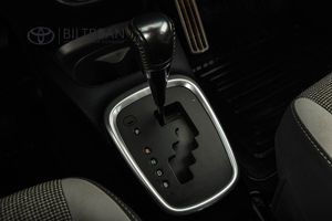 Toyota Yaris bild 12