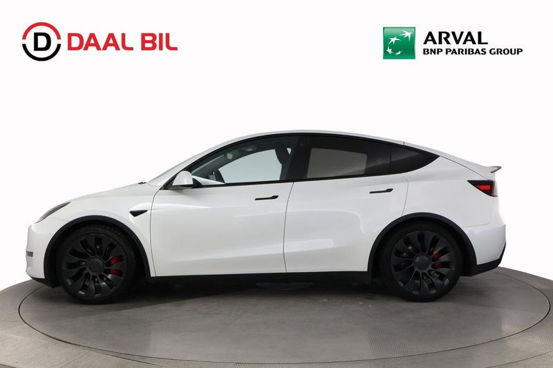 Tesla Model Y bild 9