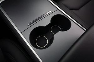 Tesla Model Y bild 22