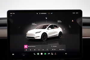 Tesla Model Y bild 16