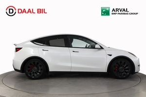 Tesla Model Y bild 5