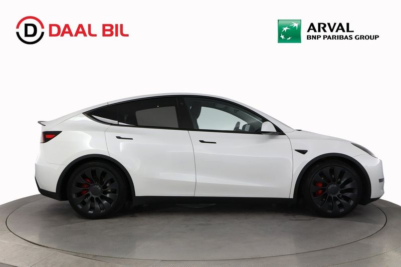Tesla Model Y bild 5