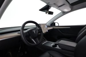 Tesla Model Y bild 11