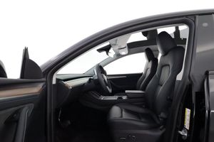 Tesla Model Y bild 10