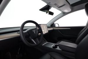 Tesla Model Y bild 11
