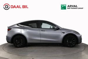 Tesla Model Y bild 5