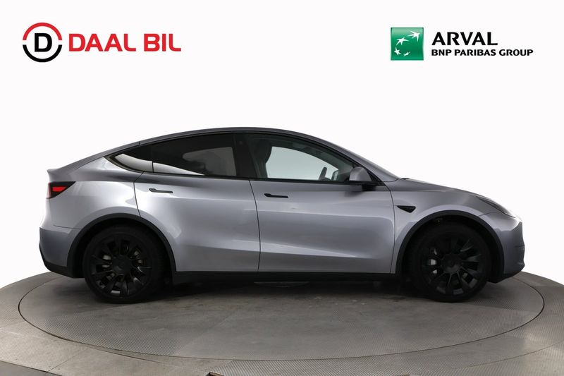 Tesla Model Y bild 5