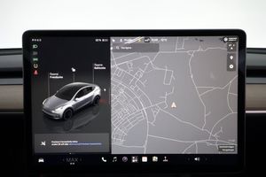 Tesla Model Y bild 17