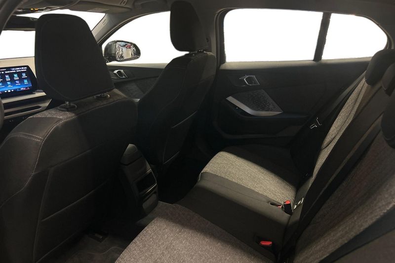 BMW 120 bild 10
