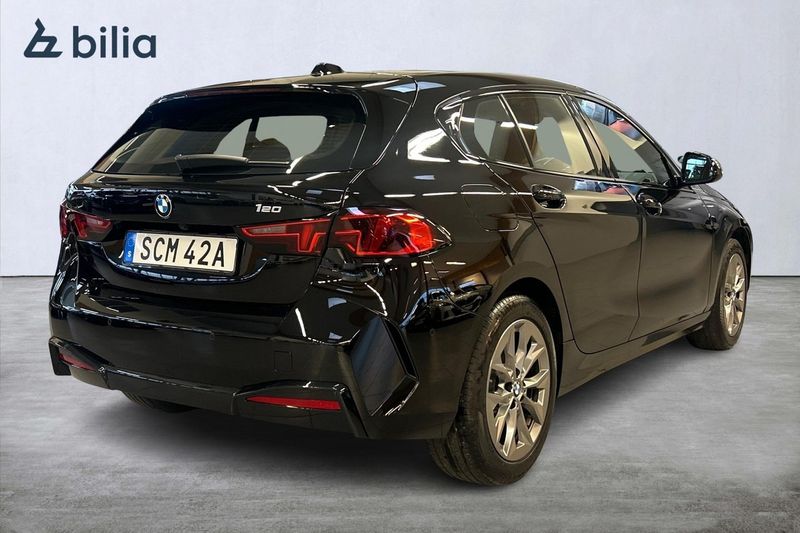 BMW 120 bild 2