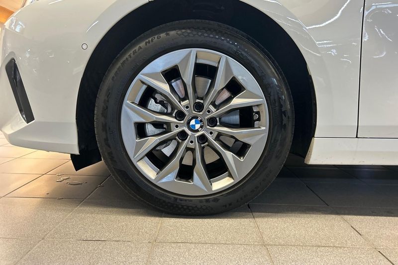 BMW 120 bild 8