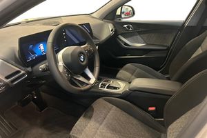 BMW 120 bild 16
