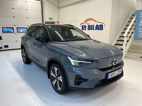 Volvo XC40 Core - 2023