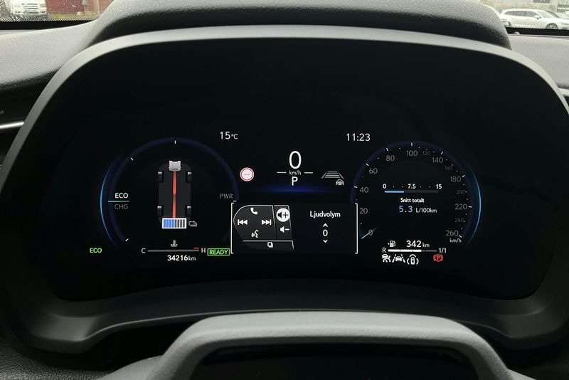 Lexus LBX bild 10