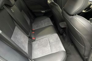Lexus LBX bild 8