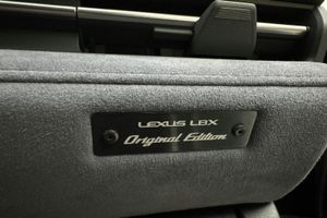 Lexus LBX bild 12