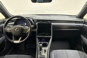 Lexus LBX bild 6