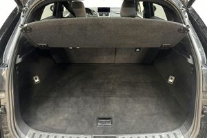 Lexus NX bild 9