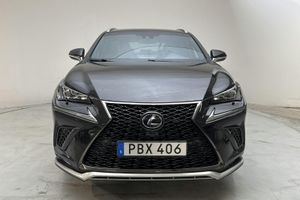 Lexus NX bild 4